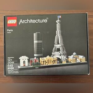 LEGO Architecture Paris Skyline Set, NIB